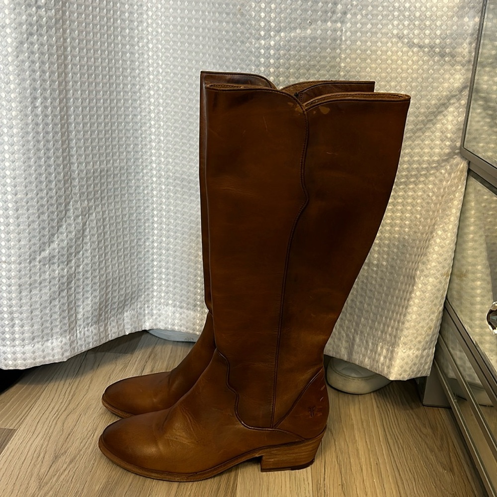 Frye boots in good condition.